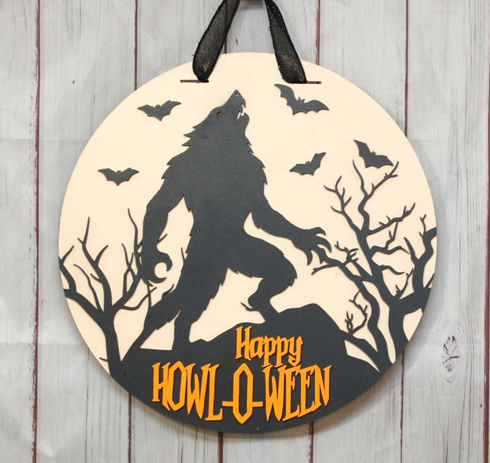 Happy Howl-o-ween 15" door hanger