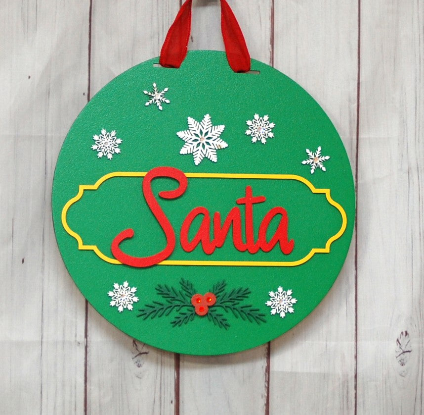 Santa w/mistletoe/snowflakes